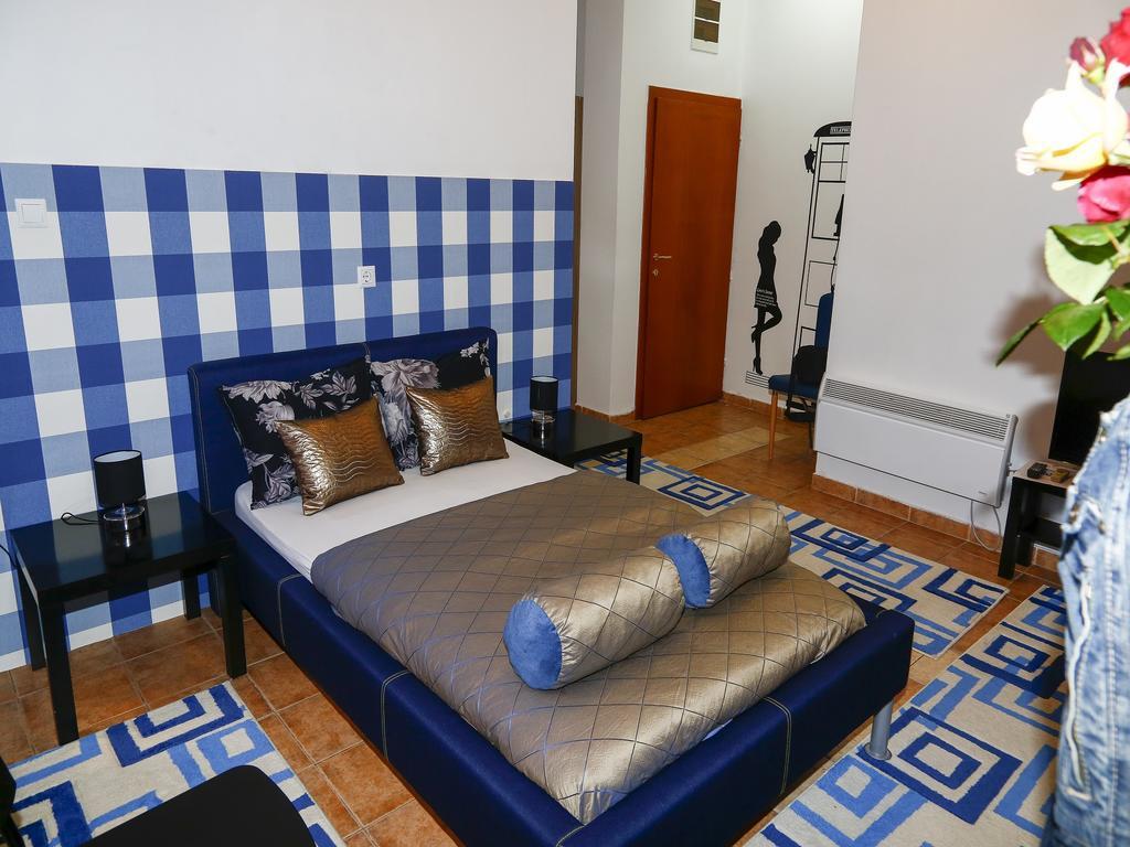 Apart Hotel Kalonis Скопие Стая снимка